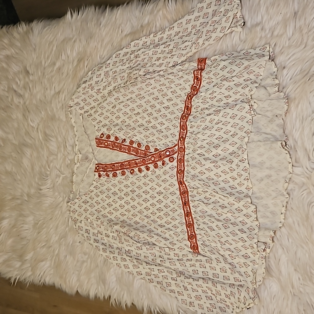 Forever 21 White & Orange Criss-Cross Neckline Top – Size Large